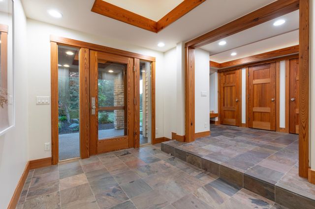 1492 Homestead Trail, Medina, MN 55356