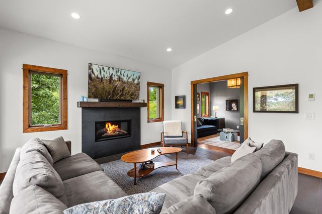 1492 Homestead Trail, Medina, MN 55356
