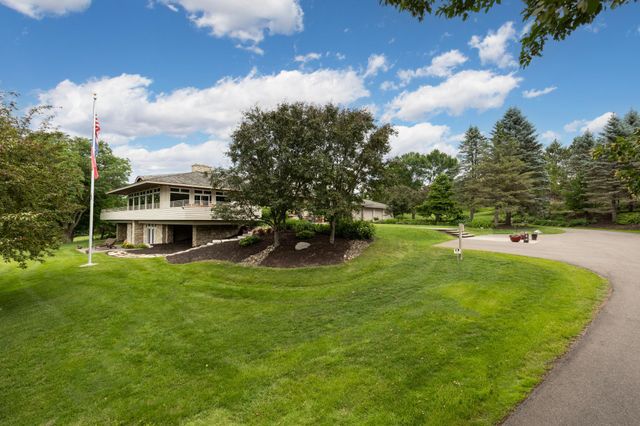 1492 Homestead Trail, Medina, MN 55356
