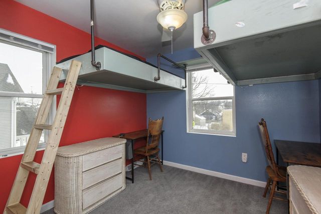 1135 White Rock AVENUE, Waukesha, WI 53186