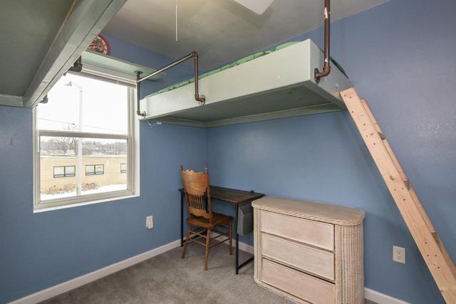 1135 White Rock AVENUE, Waukesha, WI 53186