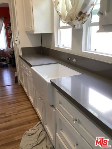 966 W Kensington Road, Los Angeles, CA 90026