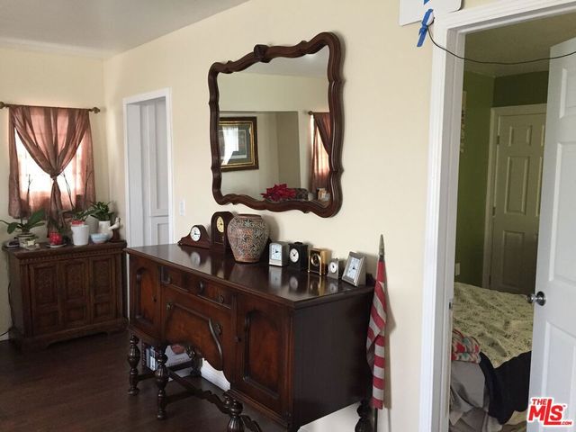 966 W Kensington Road, Los Angeles, CA 90026