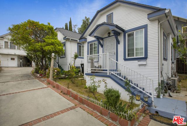 966 W Kensington Road, Los Angeles, CA 90026