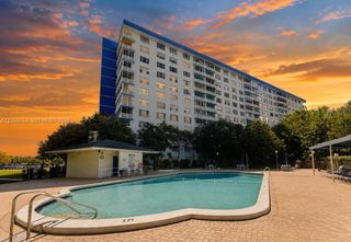 4001 Hillcrest Dr 614 614, Hollywood, FL 33021