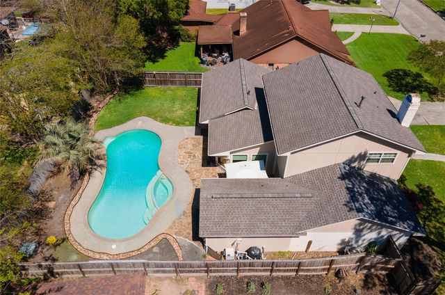 13003 Rolling Valley Drive, Cypress, TX 77429