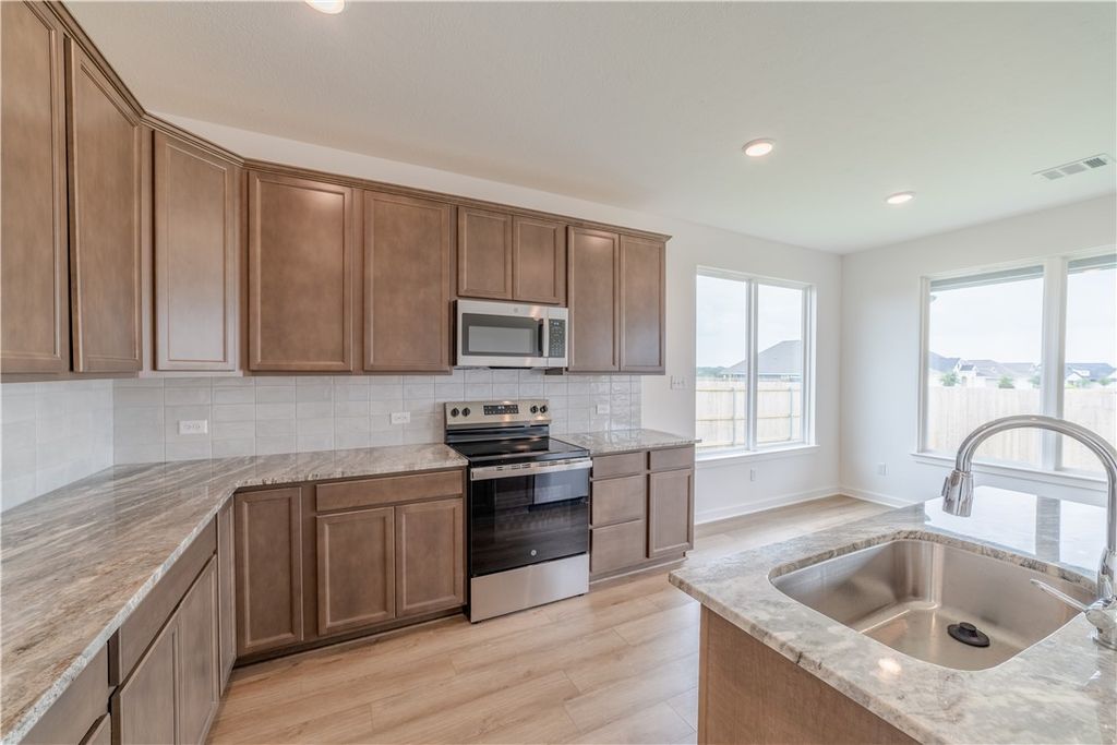 1901 Sebright Drive, Bryan, TX 77807 — photo 3