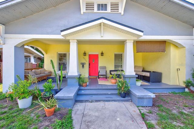 6020 N FLORA VISTA AVENUE, Tampa, FL 33604