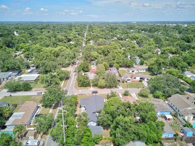 6020 N FLORA VISTA AVENUE, Tampa, FL 33604