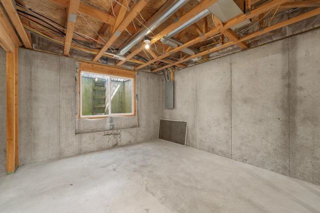 502 W 56th, Wichita, KS 67217