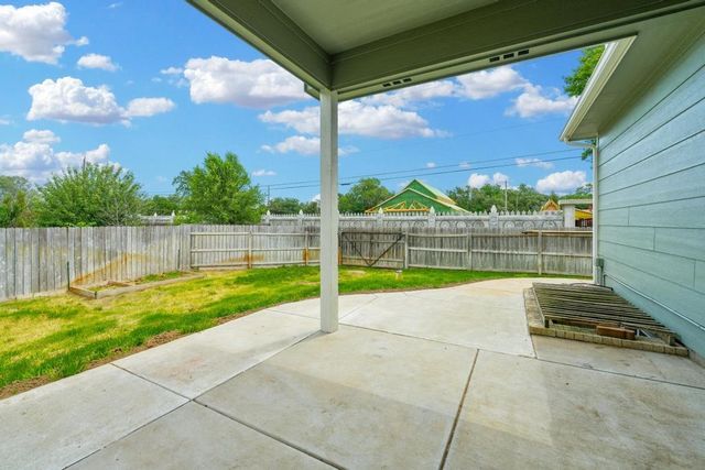 502 W 56th, Wichita, KS 67217