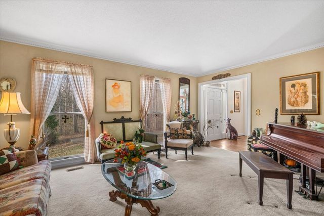 1444 Thrasher Hills Drive, Dalton, GA 30721