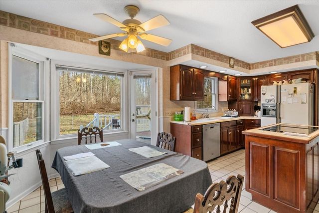 1444 Thrasher Hills Drive, Dalton, GA 30721