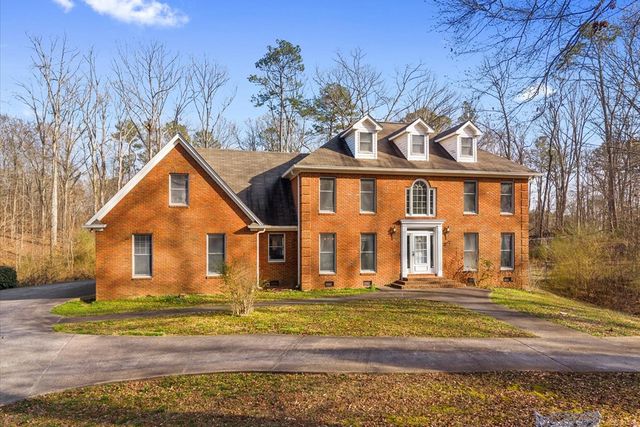 1444 Thrasher Hills Drive, Dalton, GA 30721