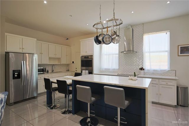 2006 S Villa Real Drive, Pharr, TX 78577