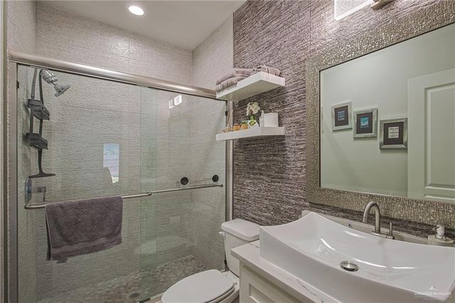 2006 S Villa Real Drive, Pharr, TX 78577
