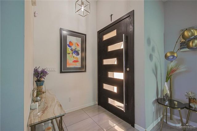 2006 S Villa Real Drive, Pharr, TX 78577