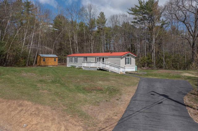 21 Valley Drive, Belmont, NH 03220