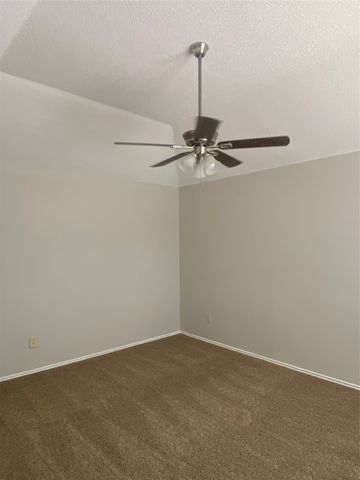 825 Springfield Drive, Cedar Hill, TX 75104