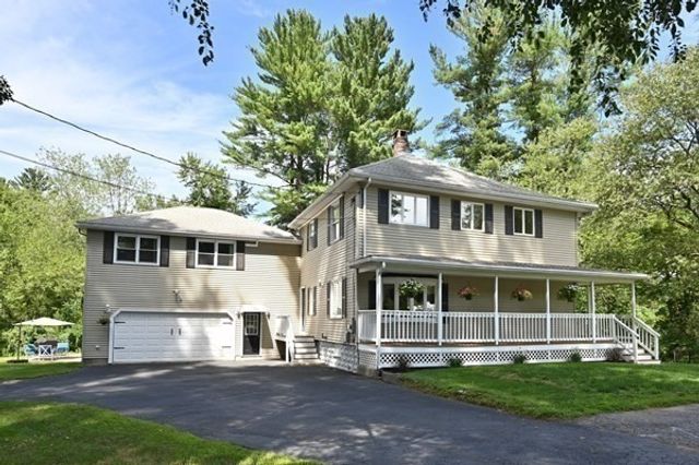 20 Hemlock Rd, Tewksbury, MA 01876