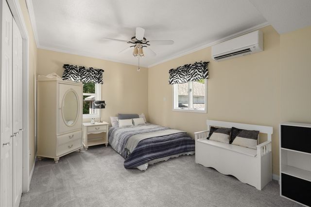 20 Hemlock Rd, Tewksbury, MA 01876