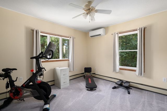 20 Hemlock Rd, Tewksbury, MA 01876