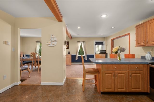 20 Hemlock Rd, Tewksbury, MA 01876