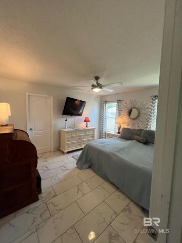 2557 Santa Rosa Drive, Lillian, AL 36549