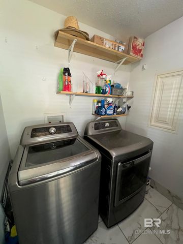 2557 Santa Rosa Drive, Lillian, AL 36549