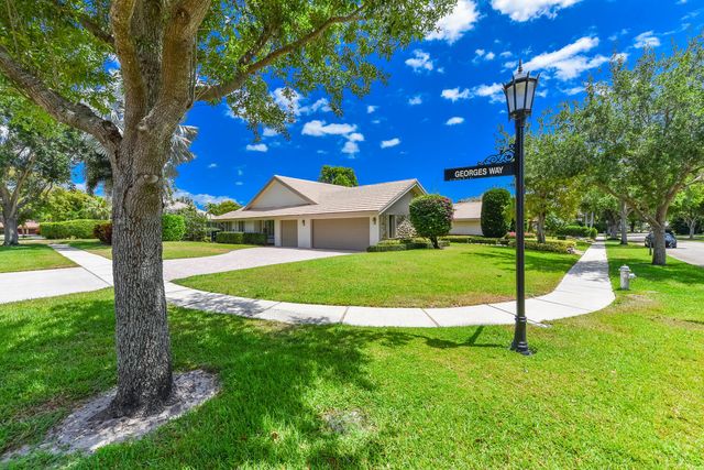 3185 St James Drive, Boca Raton, FL 33434