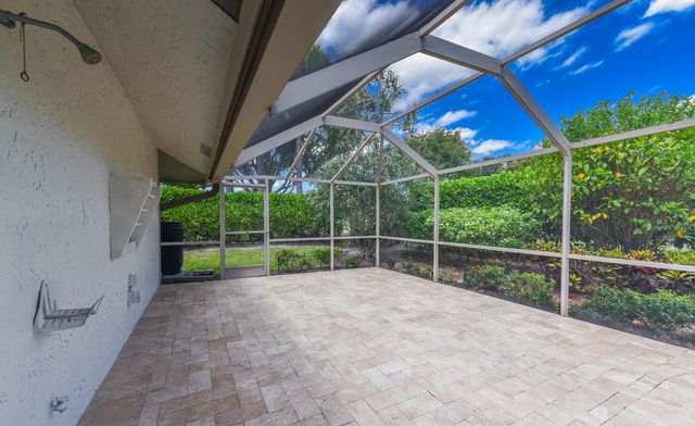 3185 St James Drive, Boca Raton, FL 33434