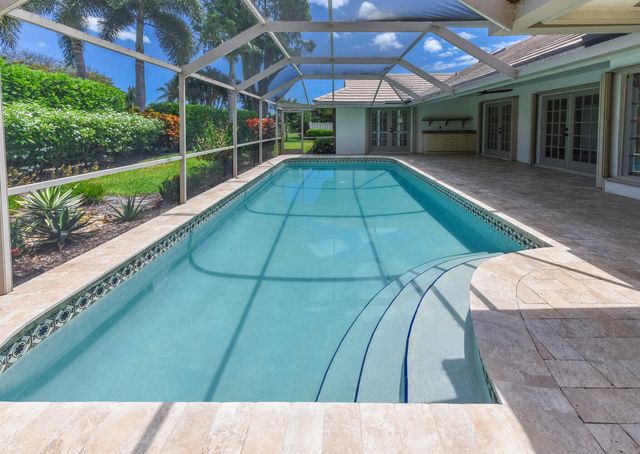 3185 St James Drive, Boca Raton, FL 33434