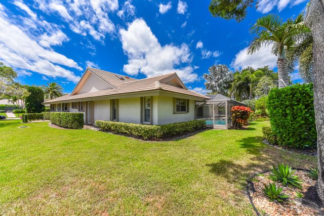 3185 St James Drive, Boca Raton, FL 33434