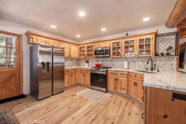 1121 Elmwood Place, Big Bear City, CA 92314