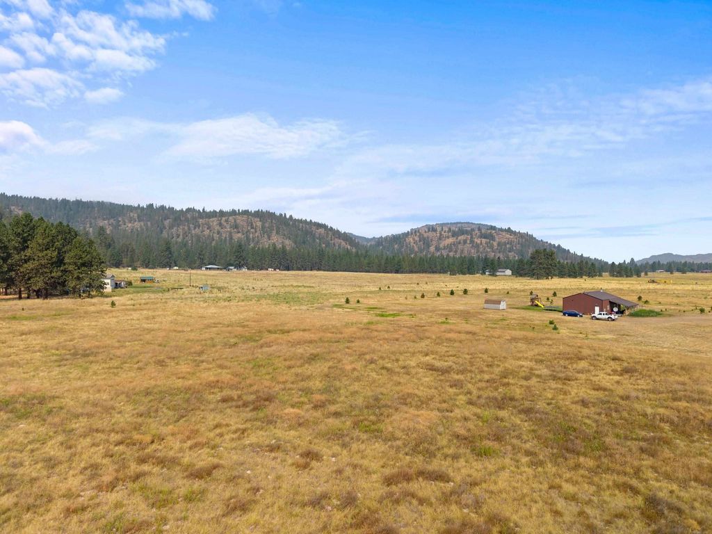 40289 N Barbara Ln, Davenport, WA 99122 photo 4