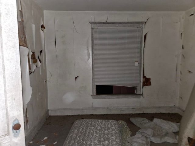 7137 S CARPENTER Street, Chicago, IL 60621