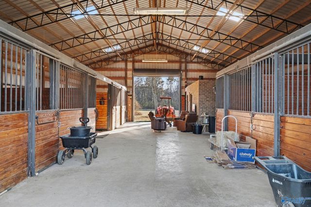 1390 Old Highway 431, Owens Cross Roads, AL 35763