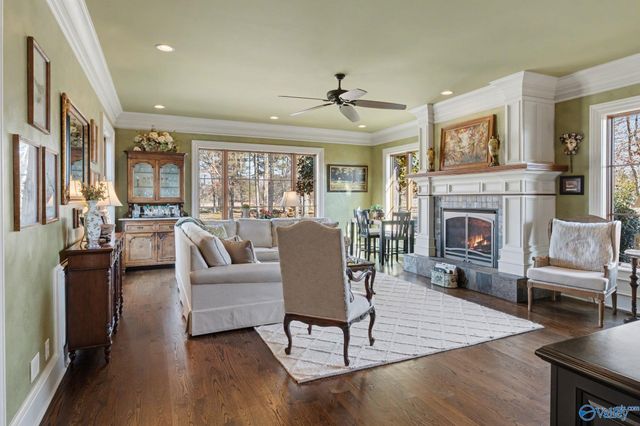 1390 Old Highway 431, Owens Cross Roads, AL 35763