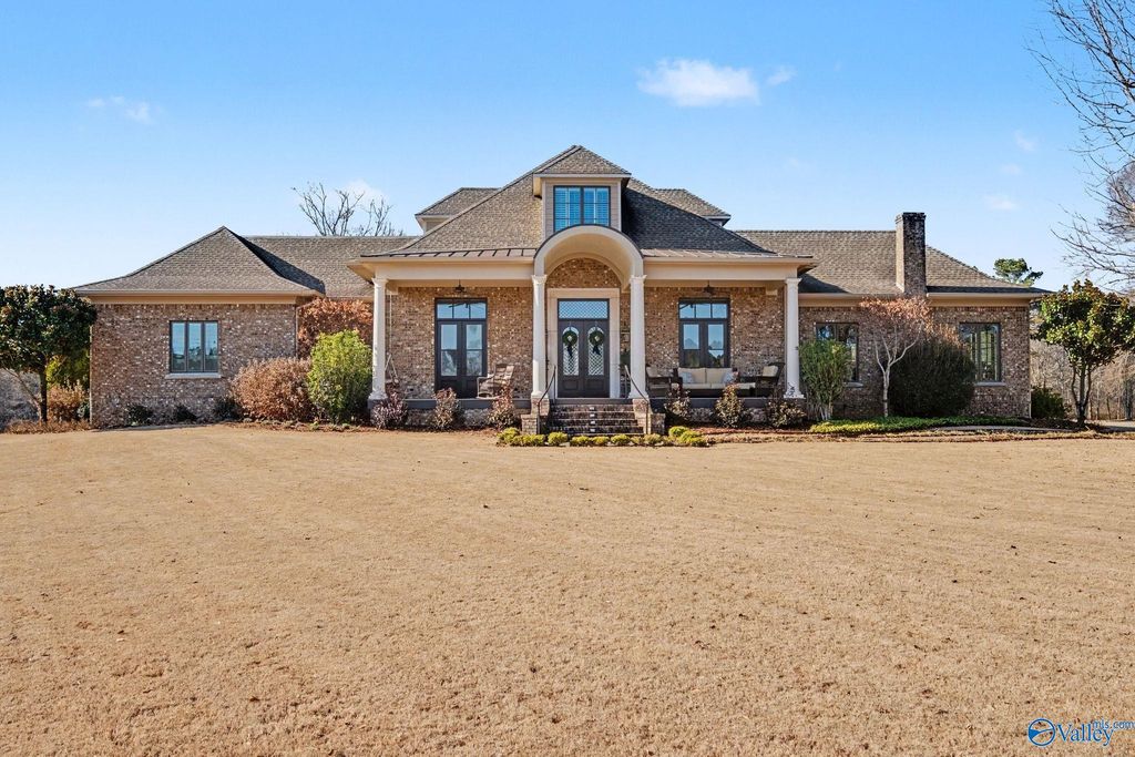 1390 Old Highway 431, Owens Cross Roads, AL 35763