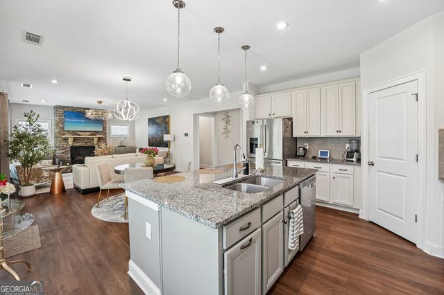122 Grove View Road, Woodstock, GA 30189