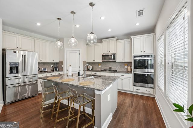 122 Grove View Road, Woodstock, GA 30189