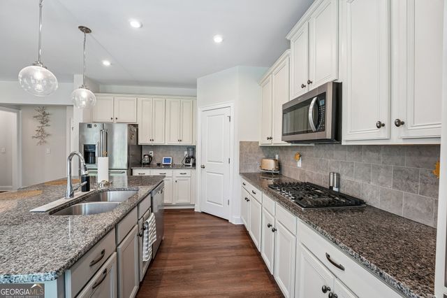 122 Grove View Road, Woodstock, GA 30189