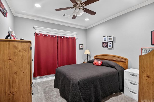 1308 Nature Way Dr, Benton, AR 72019