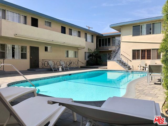 1435 N Fairfax Avenue 11, West Hollywood, CA 90046