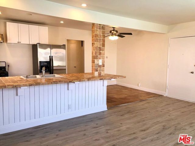 1435 N Fairfax Avenue 11, West Hollywood, CA 90046