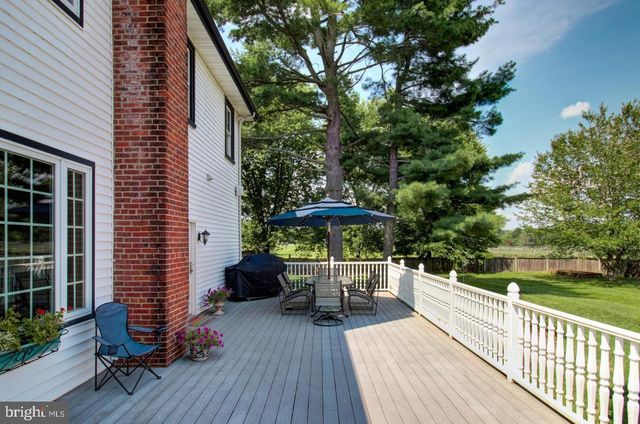 1300 BEAR TAVERN RD, Titusville, NJ 08560