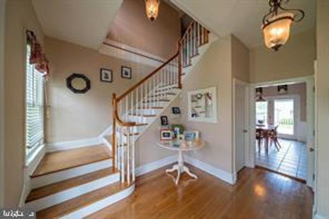 1300 BEAR TAVERN RD, Titusville, NJ 08560
