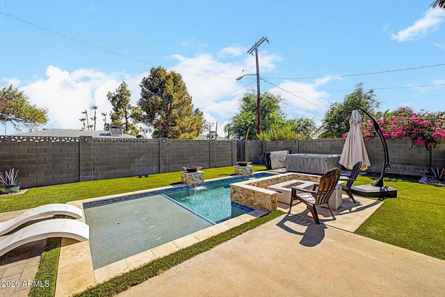 7753 E Earll Drive, Scottsdale, AZ 85251