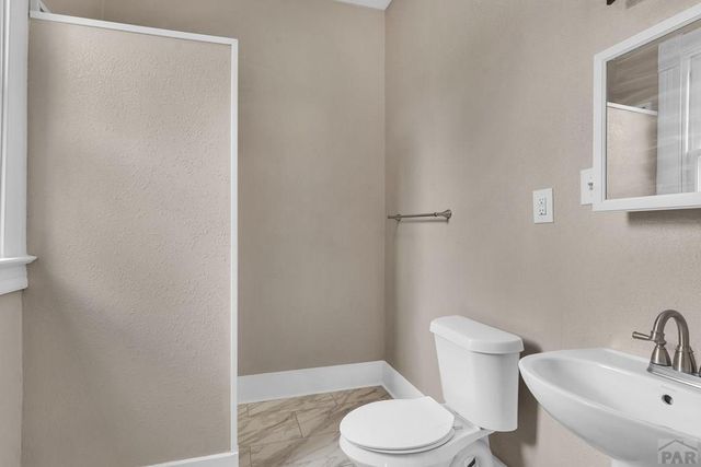 937 Palmer Ave, Pueblo, CO 81004