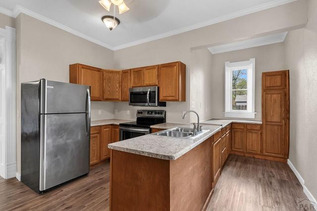 937 Palmer Ave, Pueblo, CO 81004